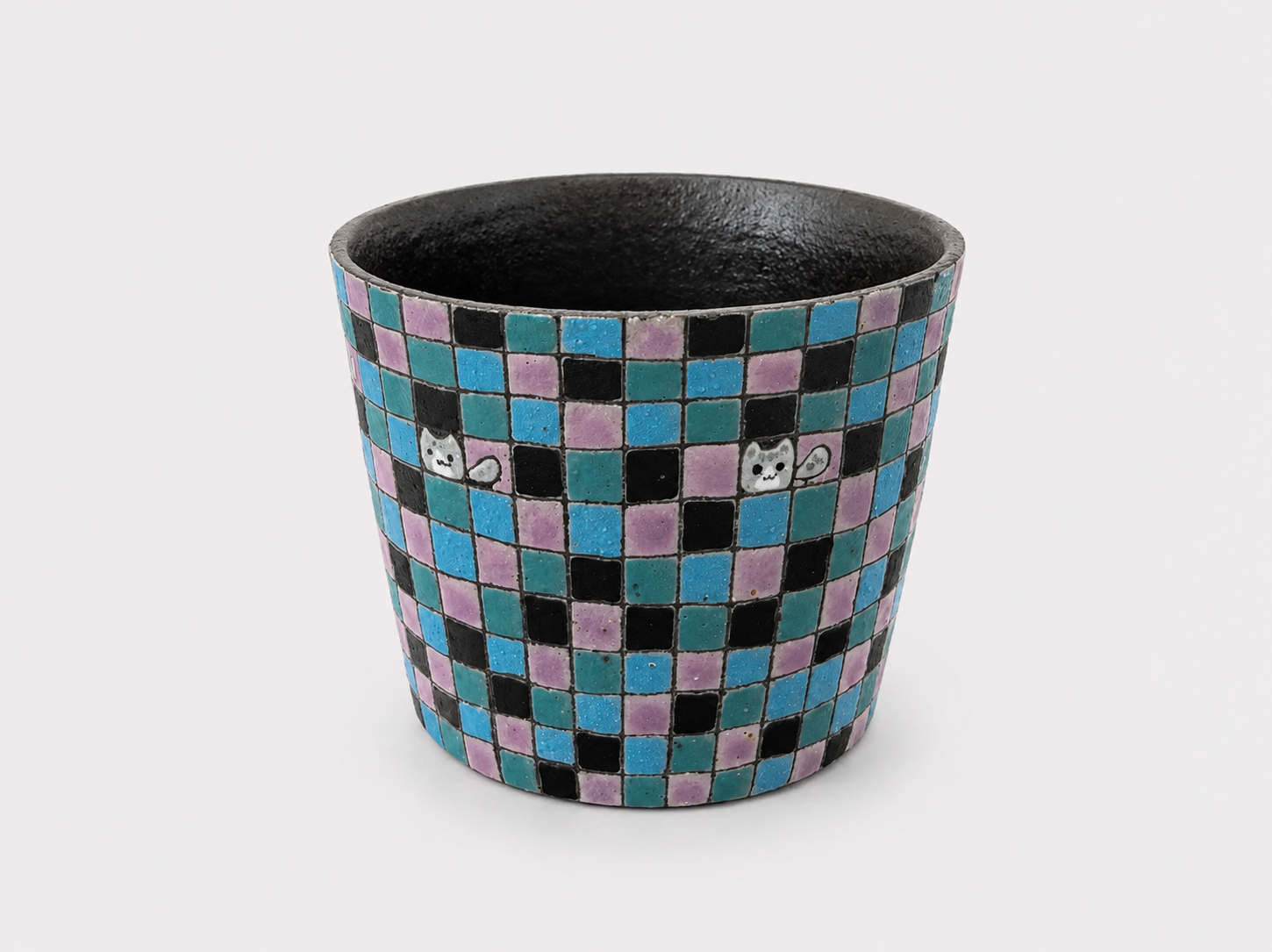 Artist Collection Zisha Mosaic Check Cup with Hand-Painted Cat Details – 300ml