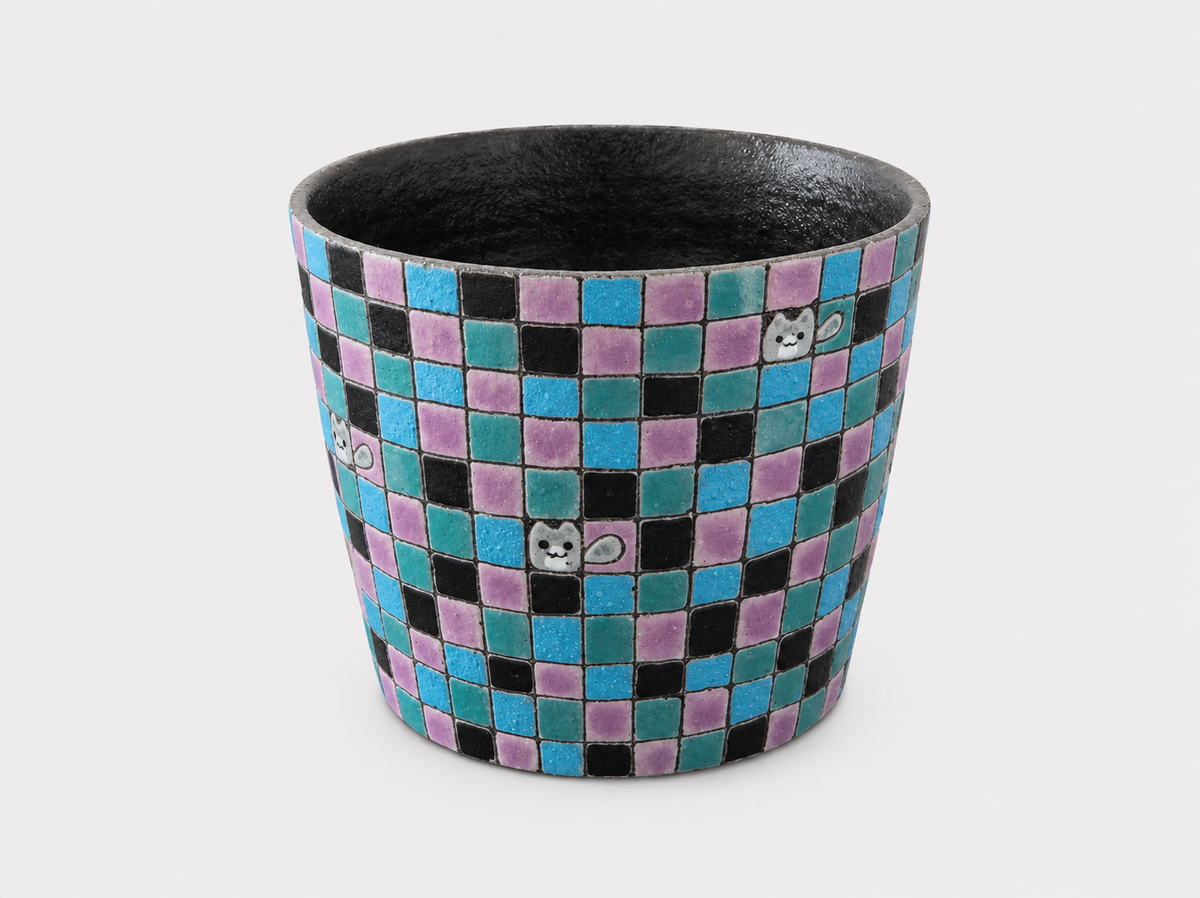 Artist Collection Zisha Mosaic Check Cup with Hand-Painted Cat Details – 300ml