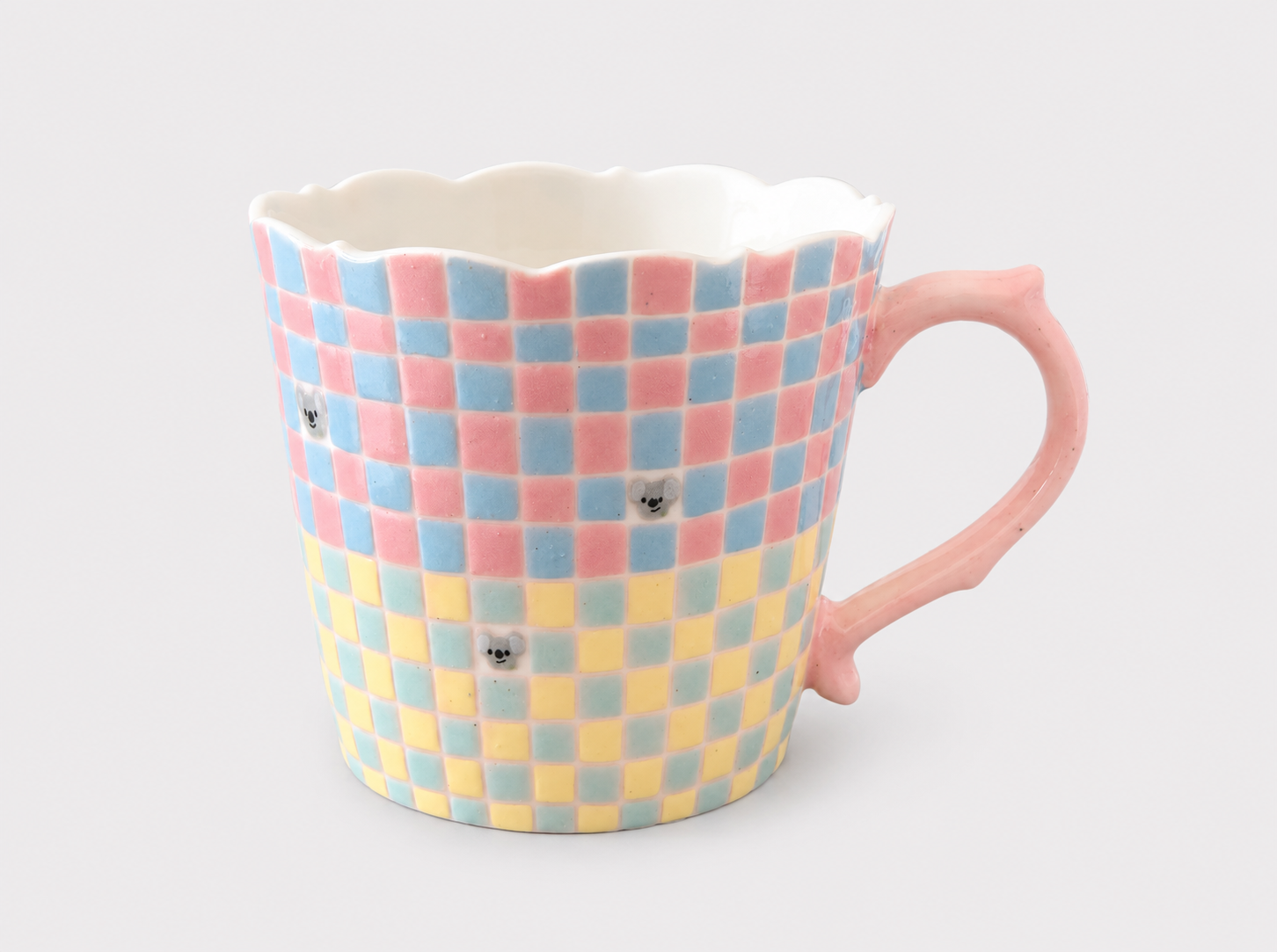 Artist Collection Pastel Check Petal-Rim Mug with Hand-Painted Bear Details – 250ml