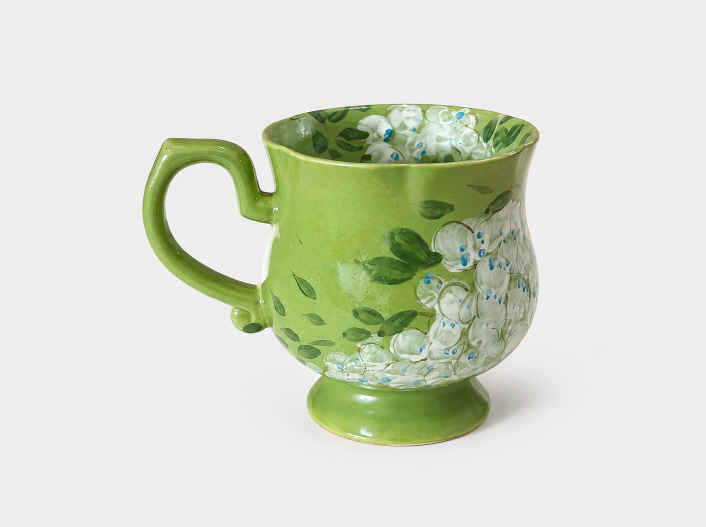 Hand-Painted Green Floral Ceramic Mug – Artisan Coffee Cup with Footed Base