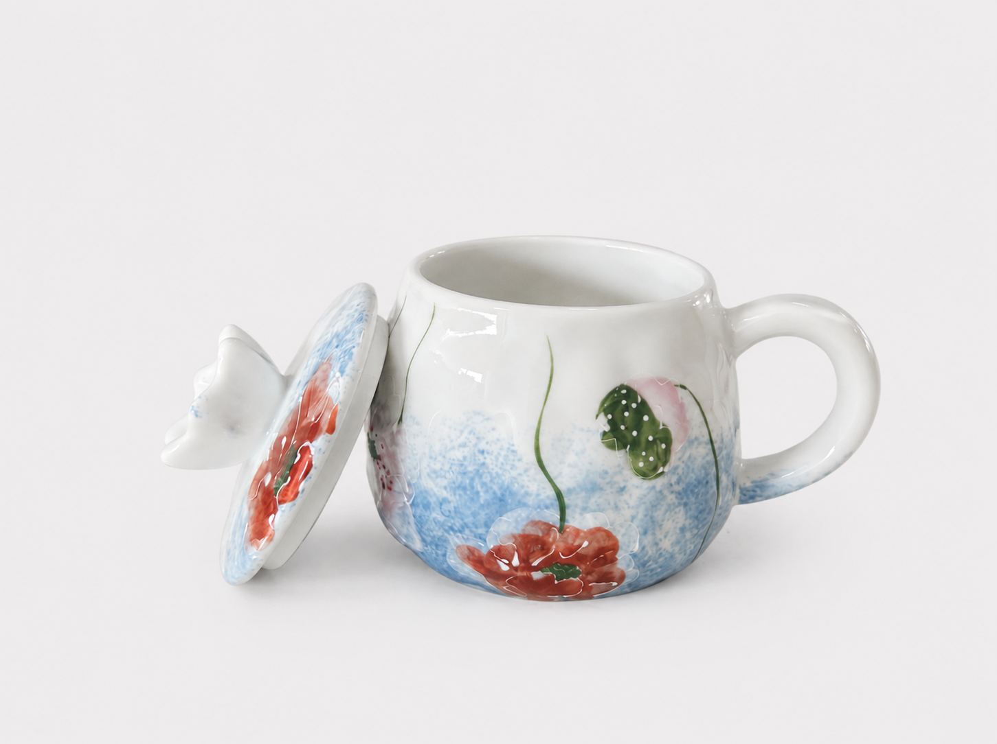 Hand-Painted Floral Ceramic Mug with Lid – 300ml Underglaze Coffee & Tea Cup