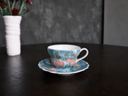 Tasse en céramique peinte à la main, motif lilas – Tasse à café artisanale avec base sur pied