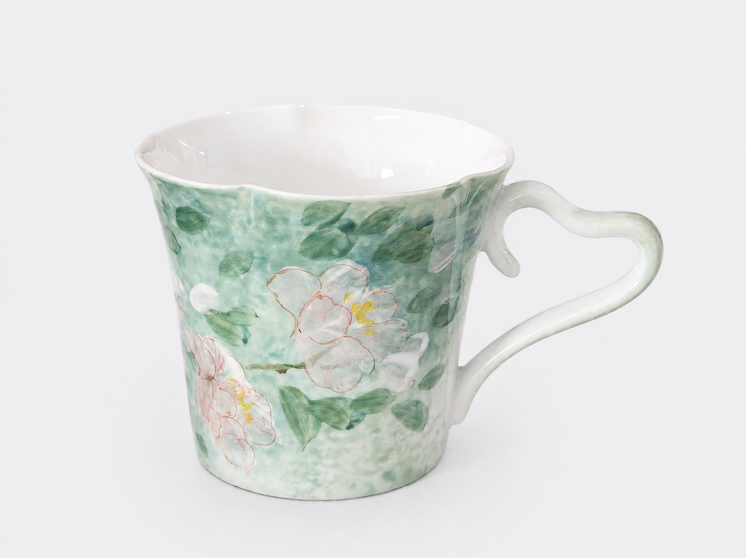 Hand-Painted Floral Ceramic Mug – 280ml Tea & Coffee Cup with Heart-Shaped Handle