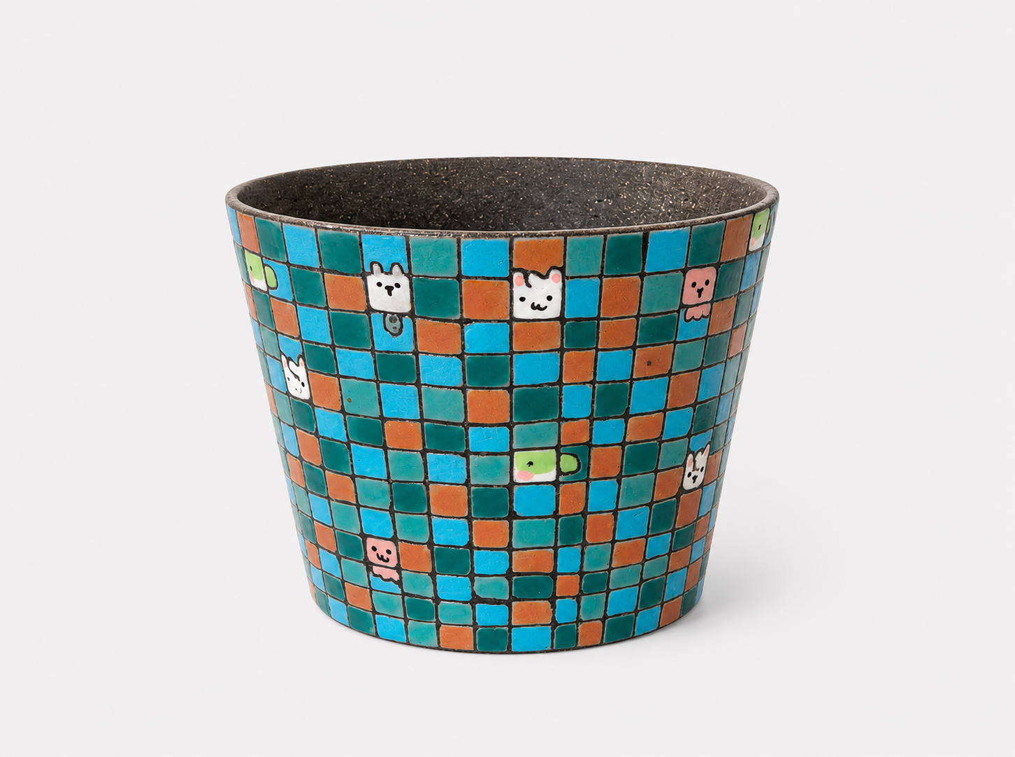 Artist Collection Zisha Raised Check Mug with Hand-Painted Animal Details – 300ml